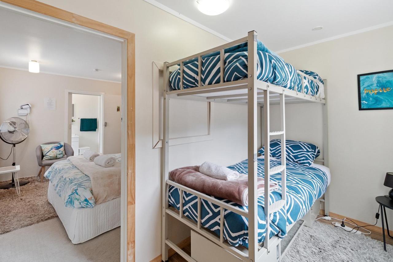 Riverside Accommodation Karangahake Exterior photo