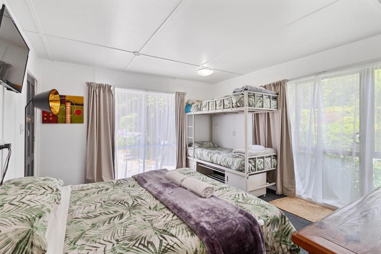 Riverside Accommodation Karangahake Exterior photo