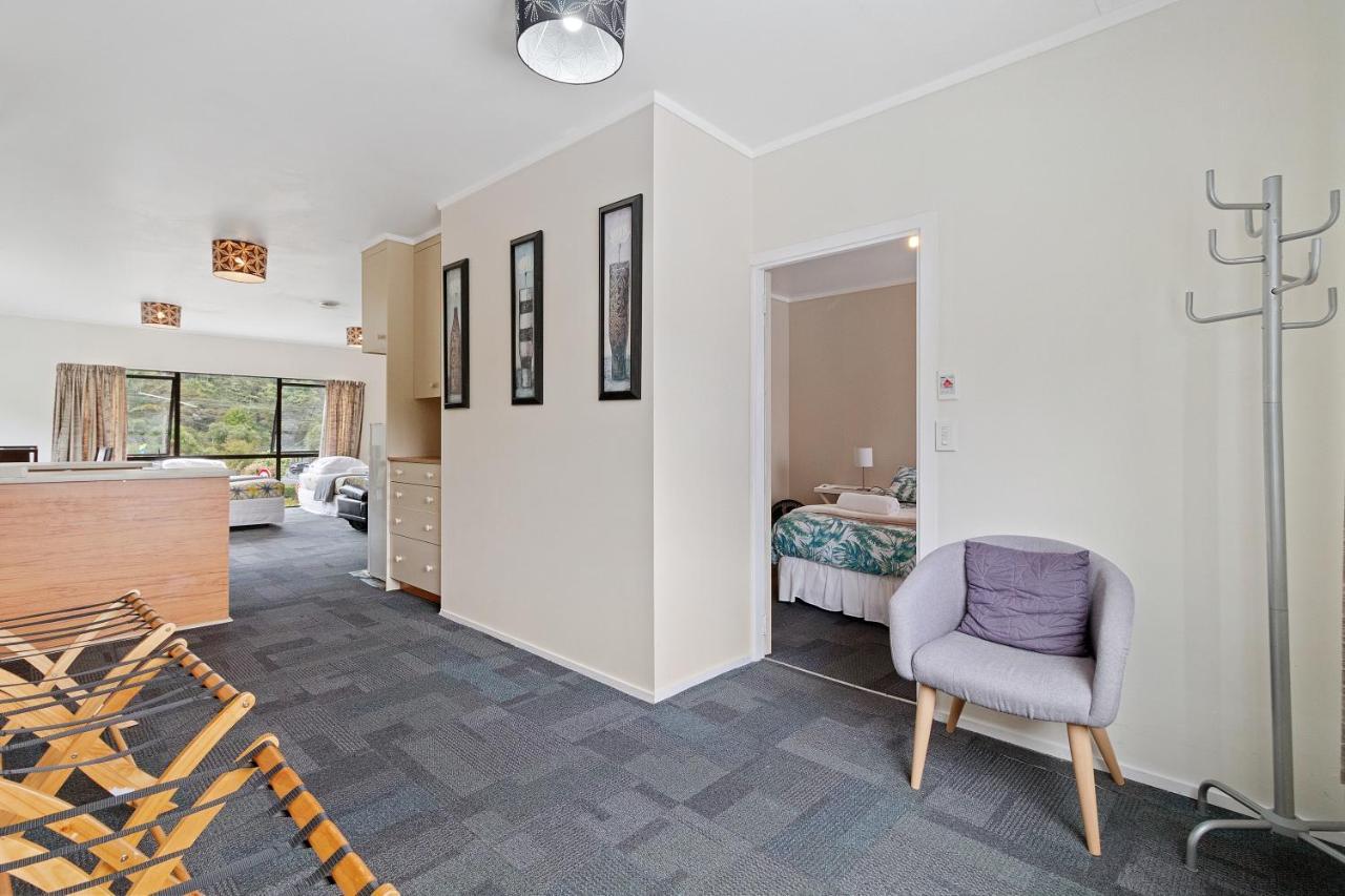 Riverside Accommodation Karangahake Exterior photo