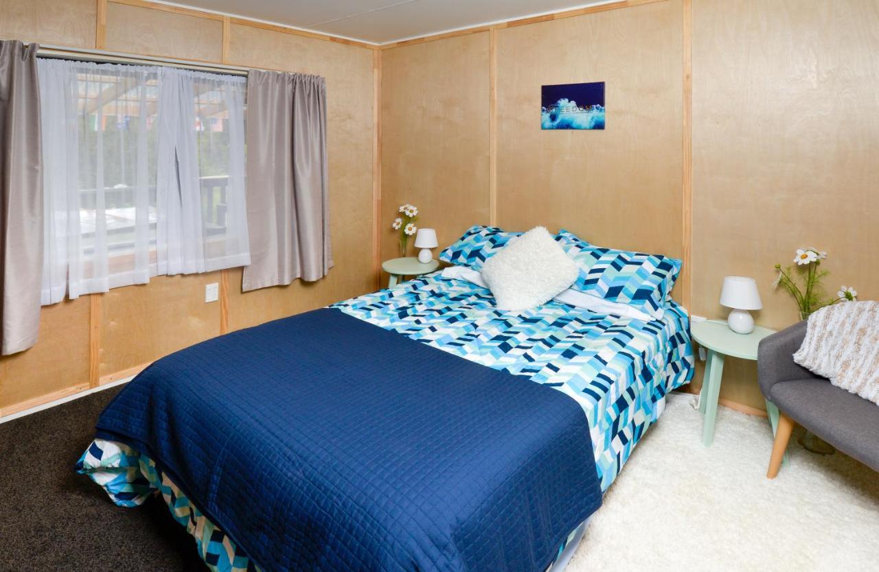 Riverside Accommodation Karangahake Exterior photo